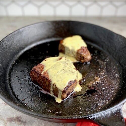 Easy-Oven-Roasted-Steak-with-Bearnaise-Sauce-on-100-Days-of-Real-Food-1